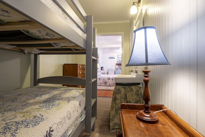 Room 290 of 309