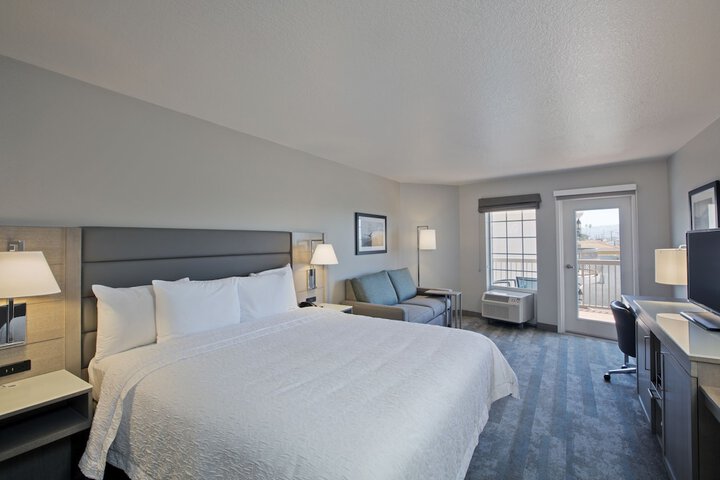 Room 20 of 38