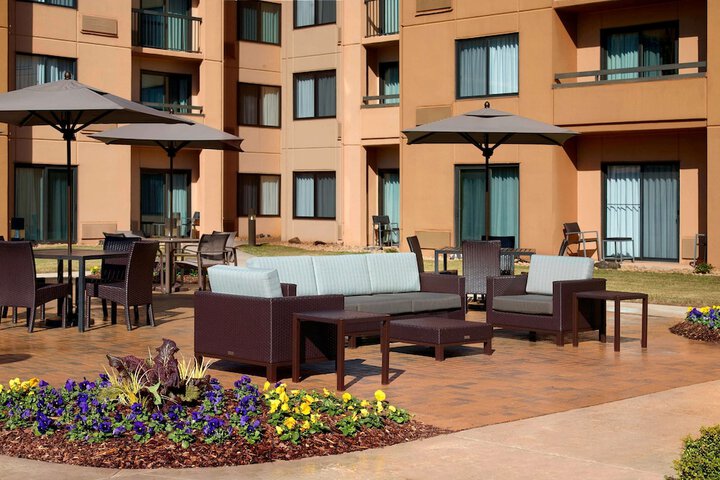 Terrace/Patio 28 of 30