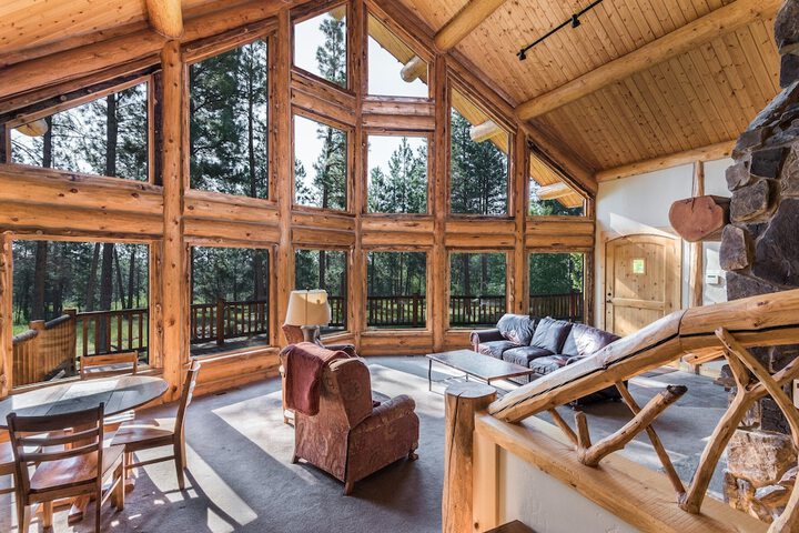 Pineview Lodge