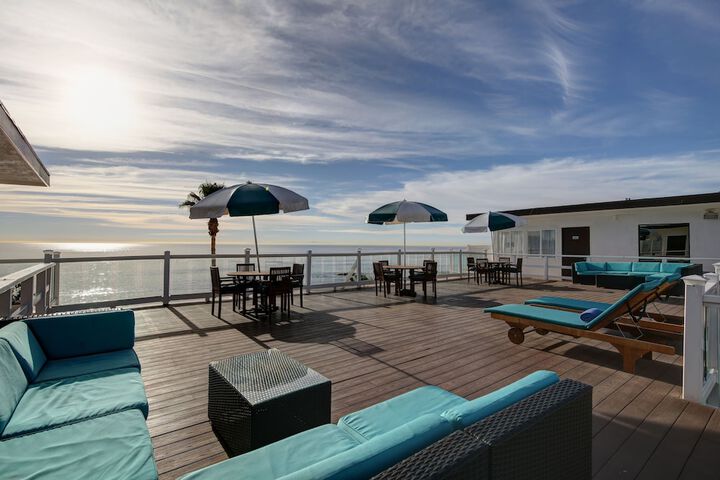 Sundeck 88 of 88