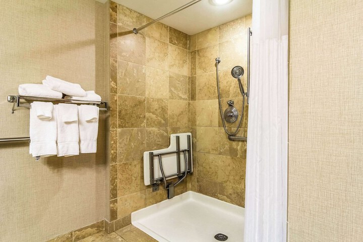 Room 20 of 43