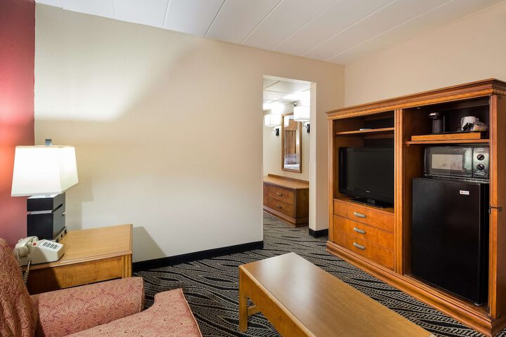 Best Western Braddock Inn