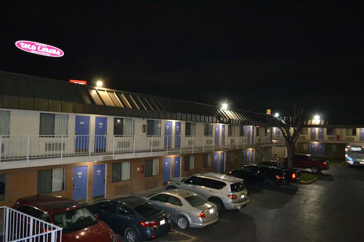 Hotel 6 of 14