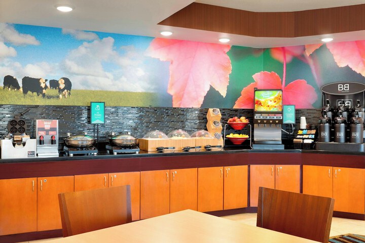 Breakfast/Coffee Service 19 of 21