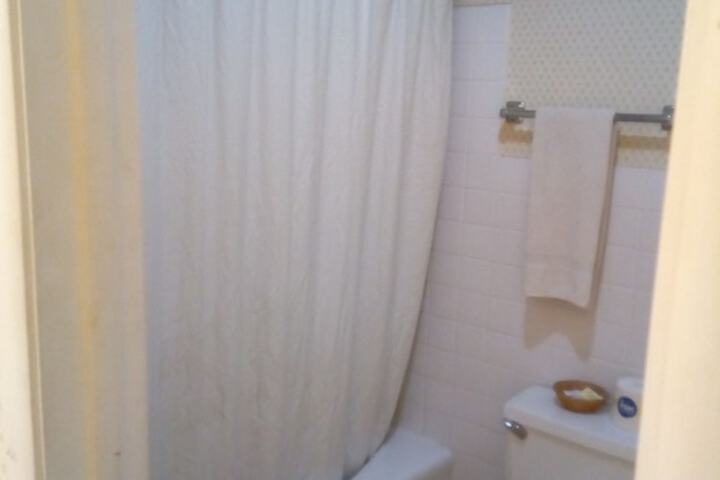 Room 19 of 37