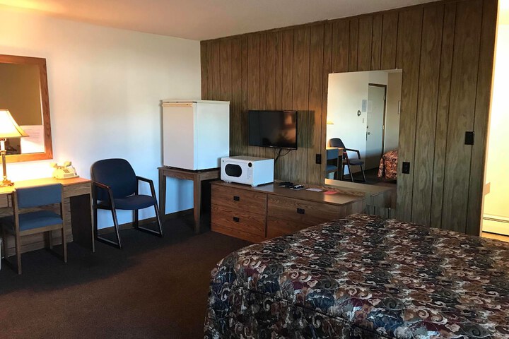 Paintbrush Motel