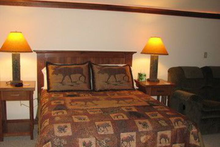 Mission Oak Inn