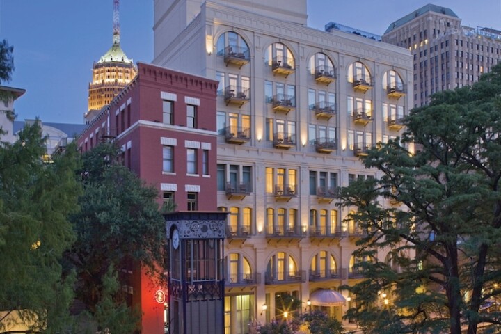 Hotel 2 of 70