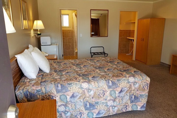 Aquarius Inn