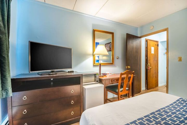 Room 20 of 28