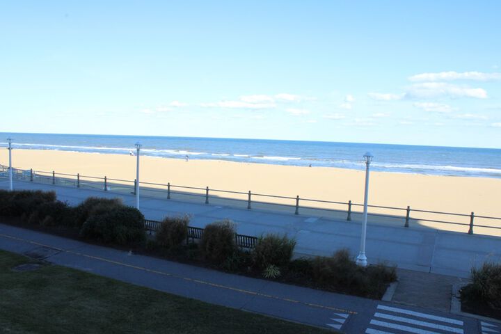 Beach 27 of 30