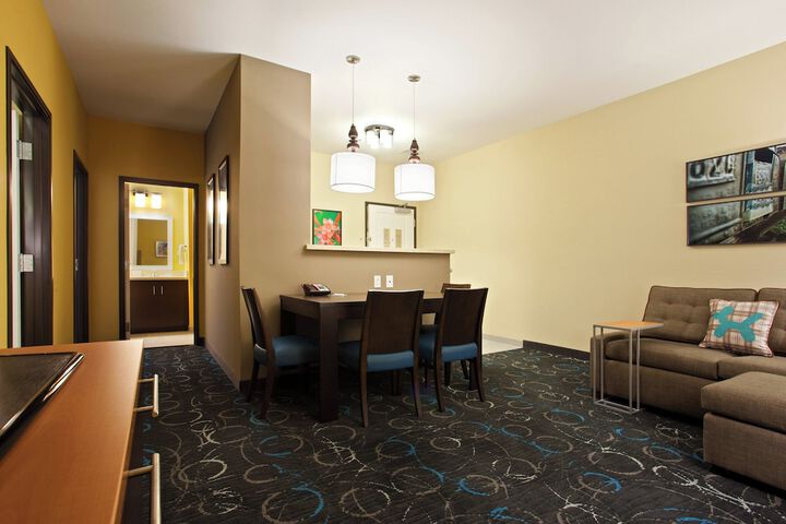 Room 12 of 29