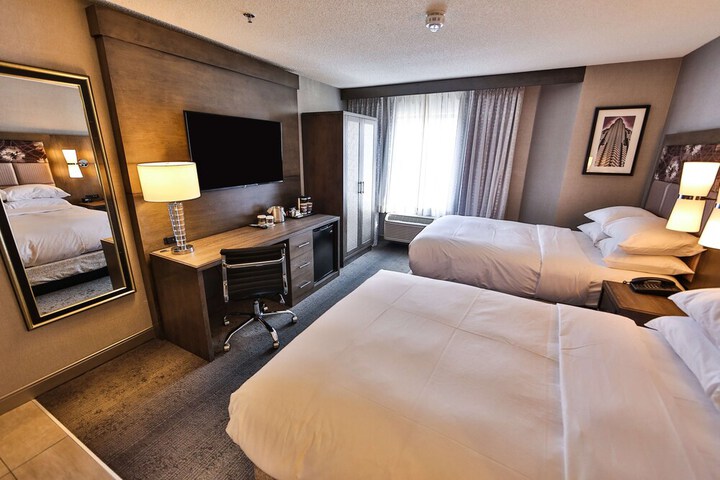 Room 21 of 34