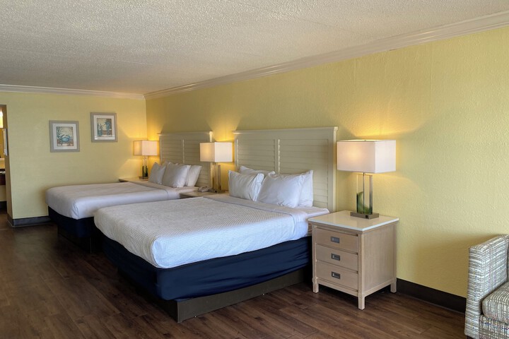 North Shore Oceanfront Resort Hotel with Waterpark
