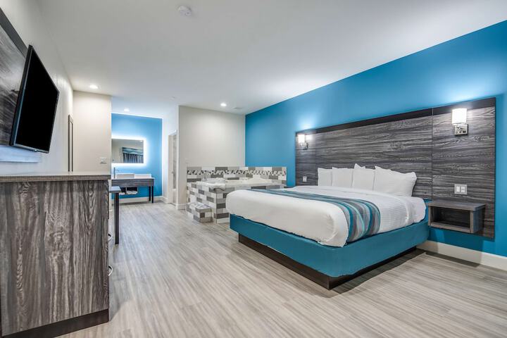 Room 15 of 24