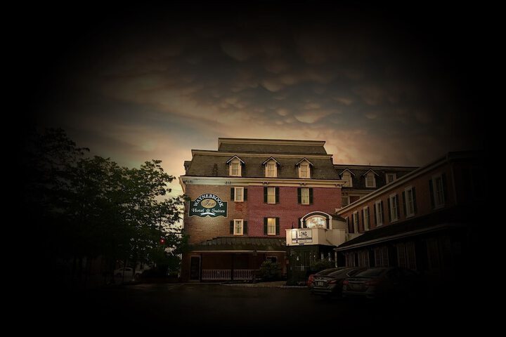 Waynebrook Inn Est 1865