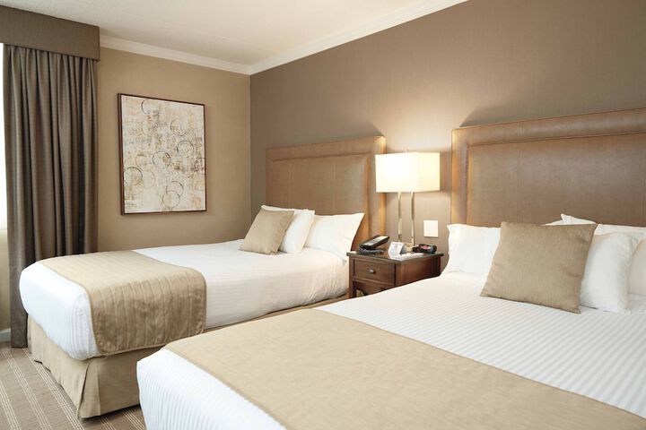 Ethan Allen Hotel