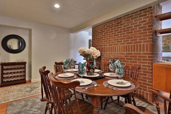 Skiers! Fox Hollow 2BR 2BA Condo Across from Pico, Minutes to Killington condo