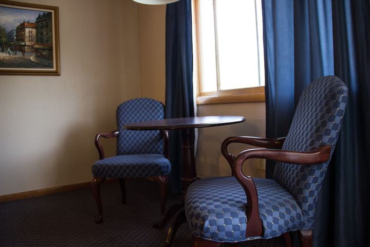 Room 18 of 33