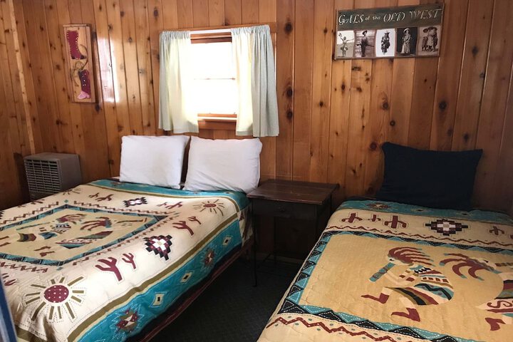 Room 52 of 79
