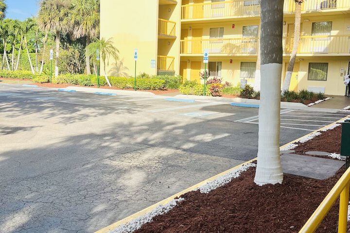 Hotel 4 of 70