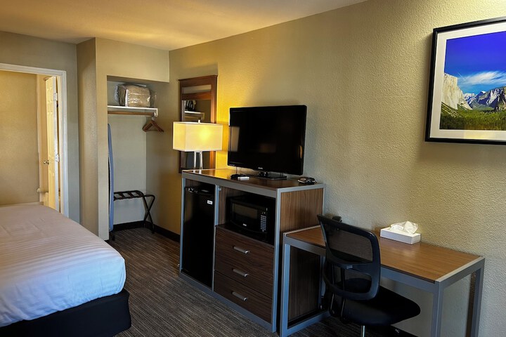 Heritage Inn Yosemite / Sonora