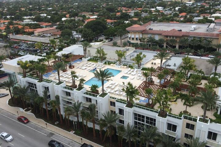 Hotel 7 of 33