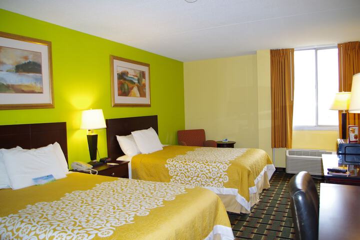 Room 31 of 43