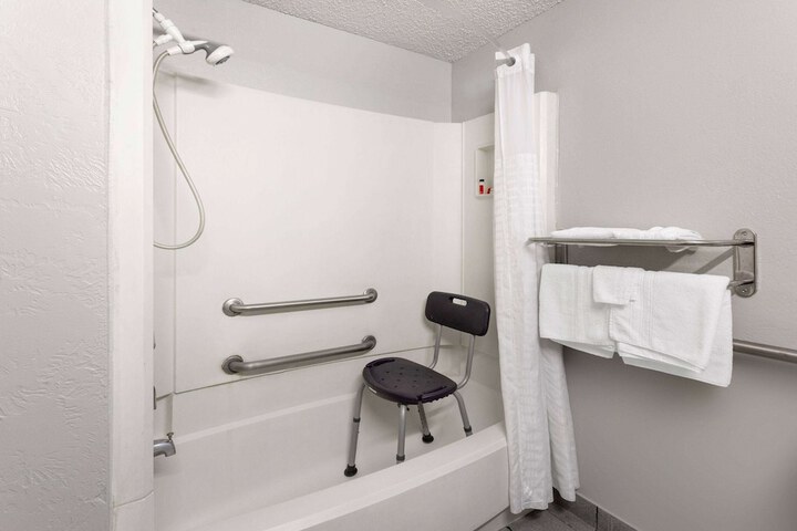 Room 36 of 54