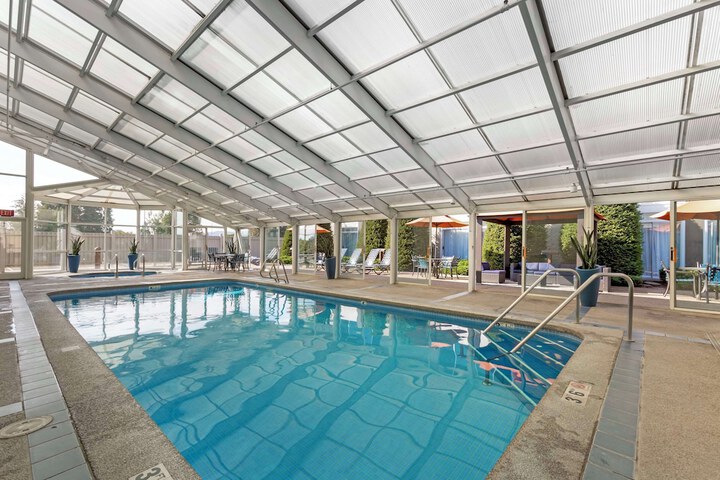 Pool 4 of 60