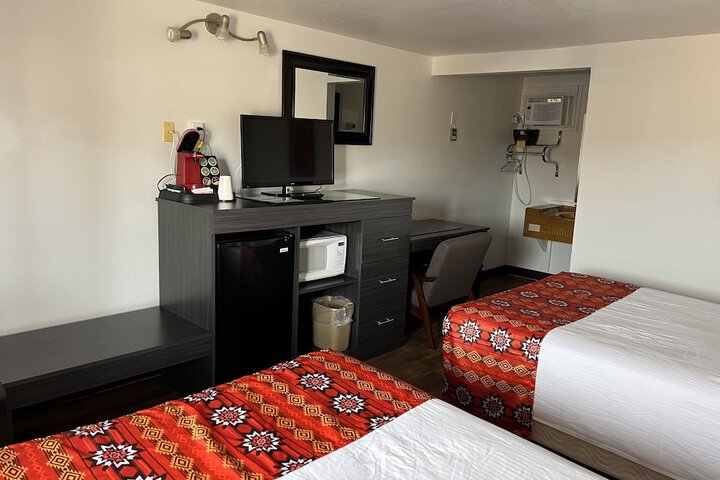 Room 16 of 65