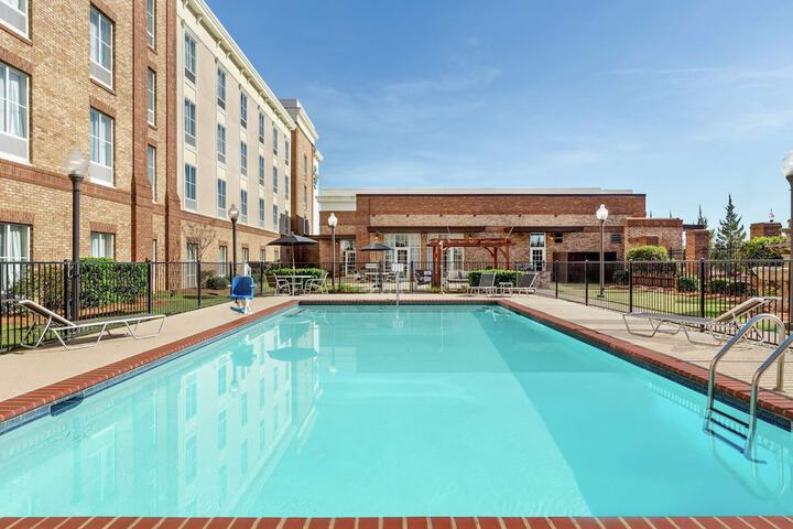 Pool 3 of 35