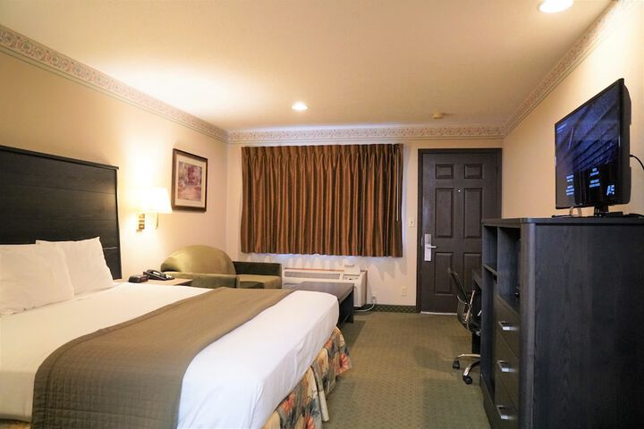 Room 12 of 13
