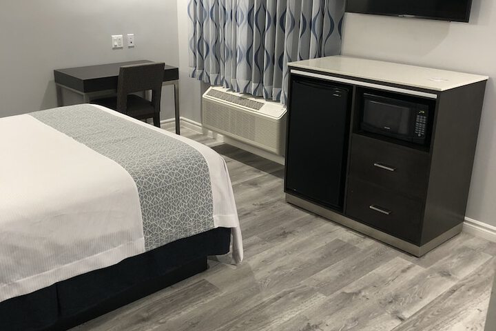 Room 16 of 31
