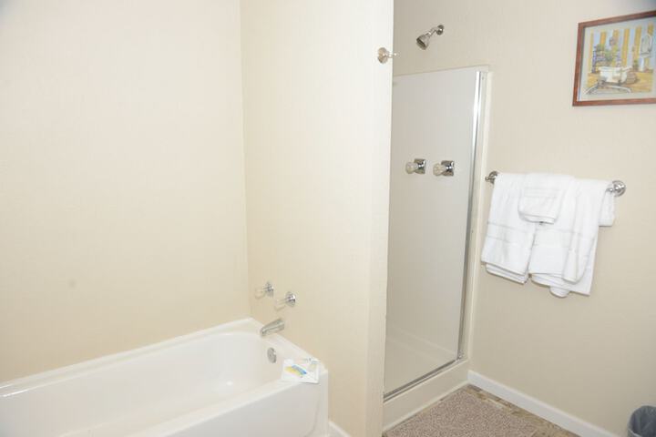 Room 19 of 28