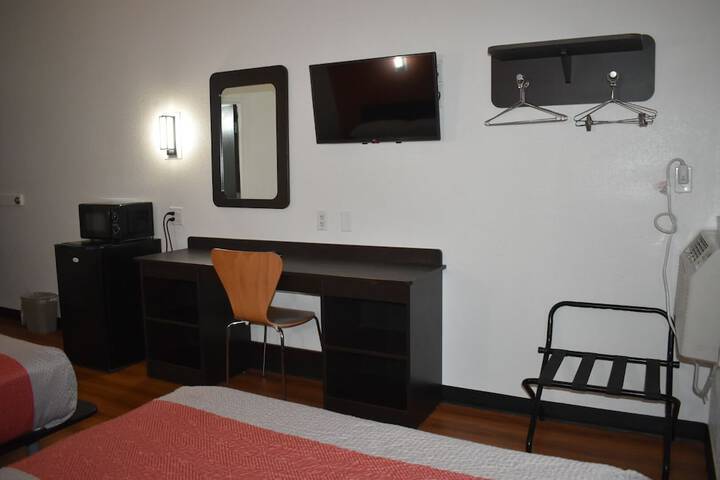 Room 14 of 20