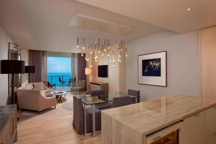 Room 56 of 175
