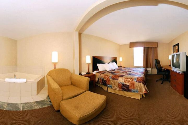 Sleep Inn & Suites Ronks - Lancaster Area
