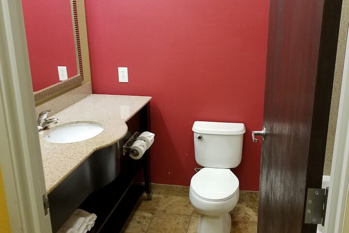 La Quinta Inn & Suites by Wyndham Atlanta-Union City