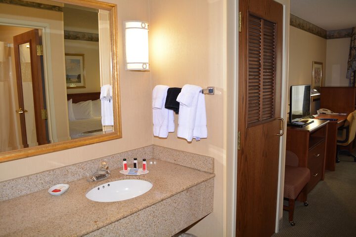 Baymont by Wyndham Waterford / Burlington WI