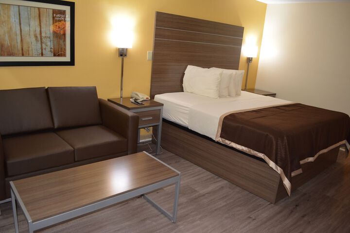 Room 26 of 49