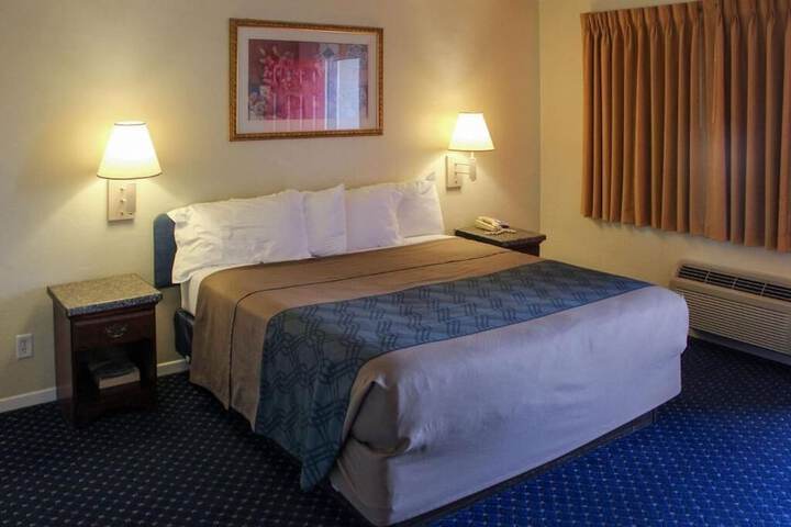 Room 7 of 22