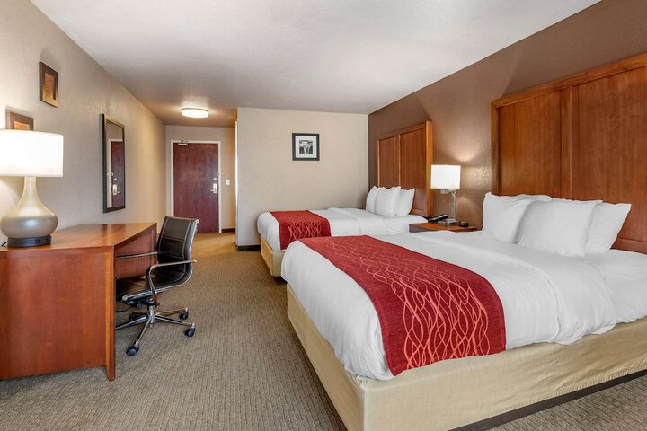 Comfort Inn & Suites Lawrenceburg