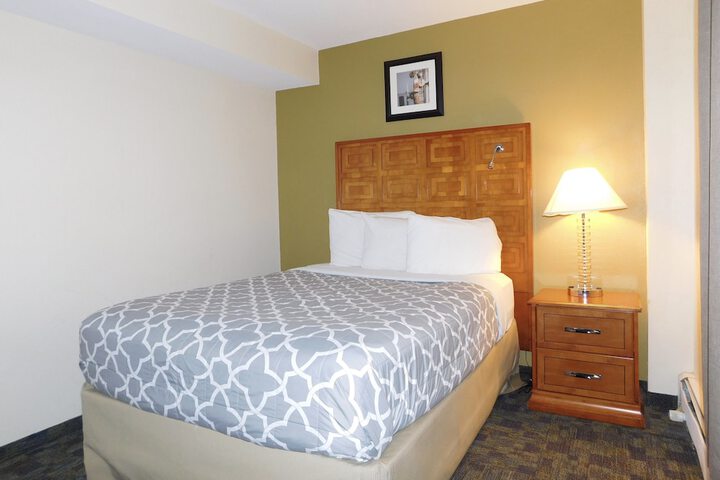 Room 44 of 58