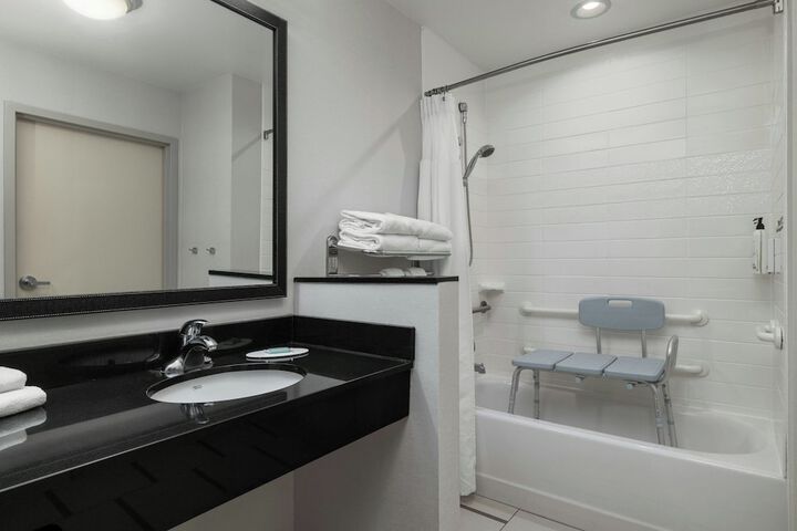 Fairfield Inn & Suites by Marriott Chincoteague Island Waterfront