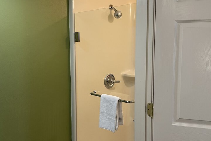 Room 57 of 86