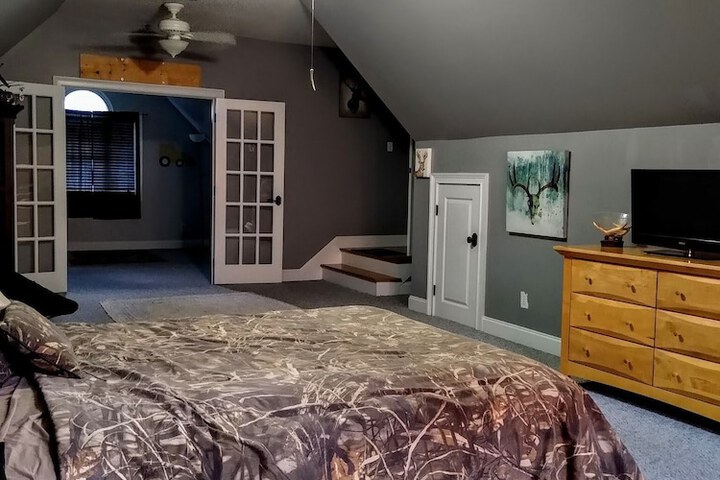 Room 30 of 77