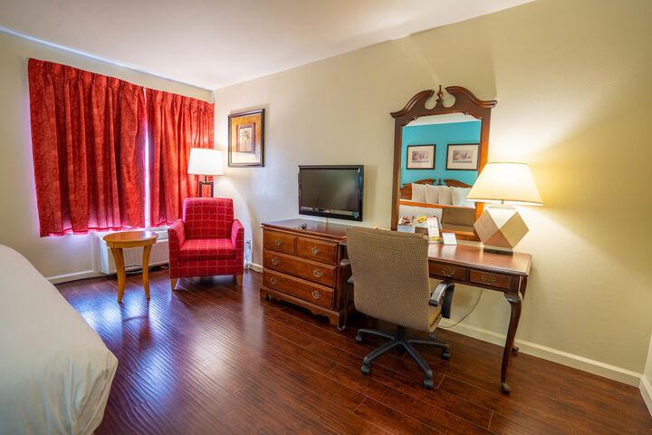 Room 32 of 37