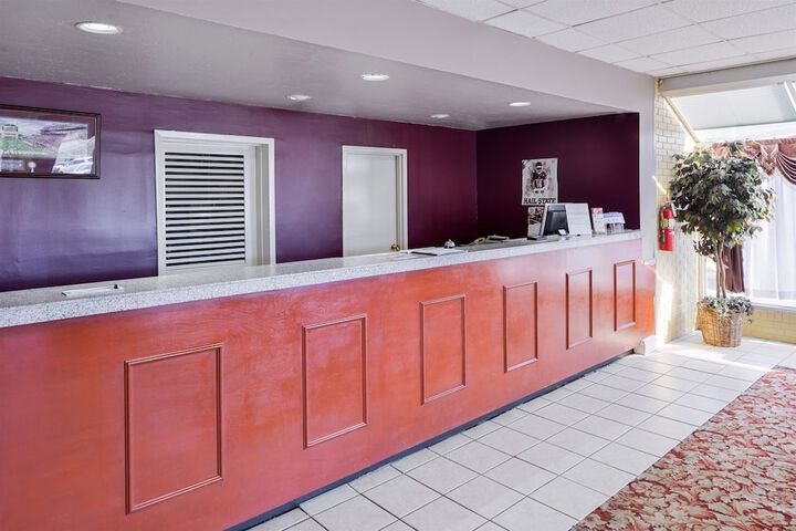 Hotel Interior 10 of 46
